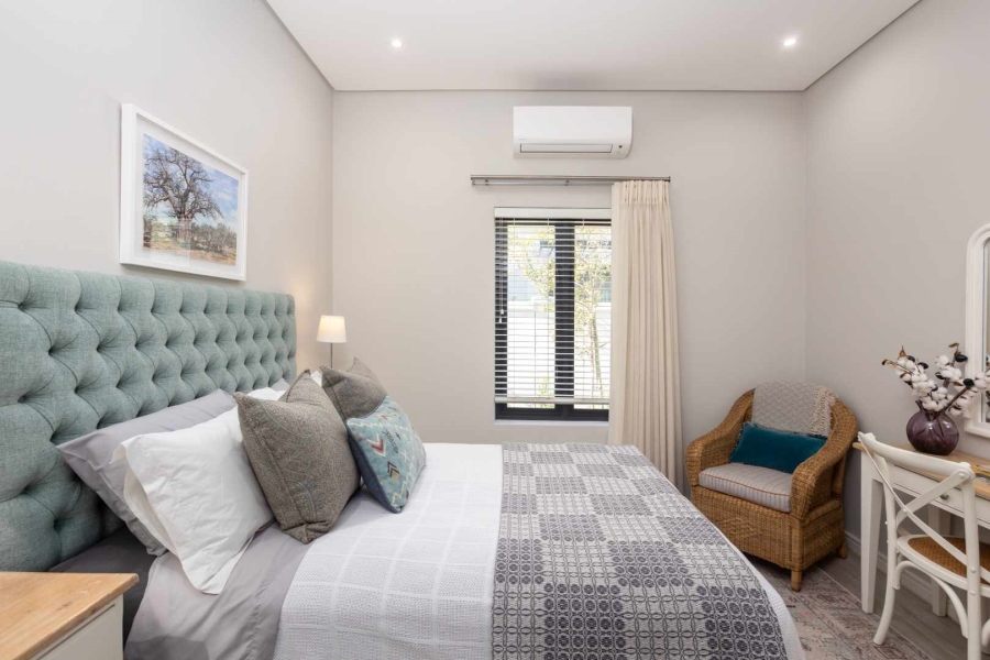 To Let 4 Bedroom Property for Rent in Val De Vie Estate Western Cape